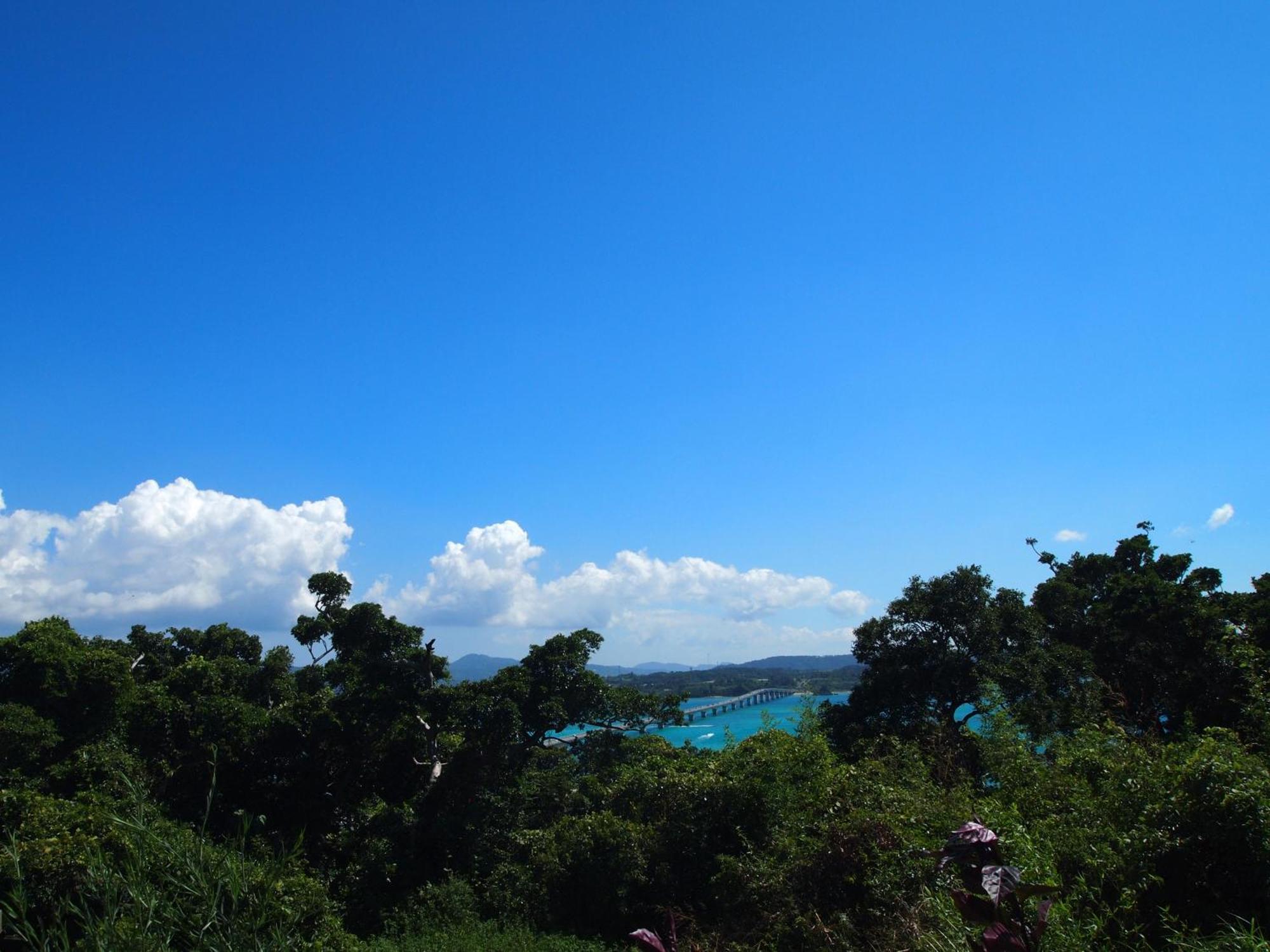 Ocean Hills Kouri Hotel Nakijin Buitenkant foto
