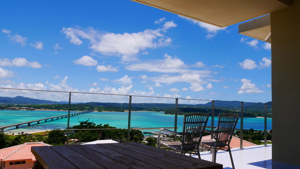 Ocean Hills Kouri Hotel Nakijin Buitenkant foto