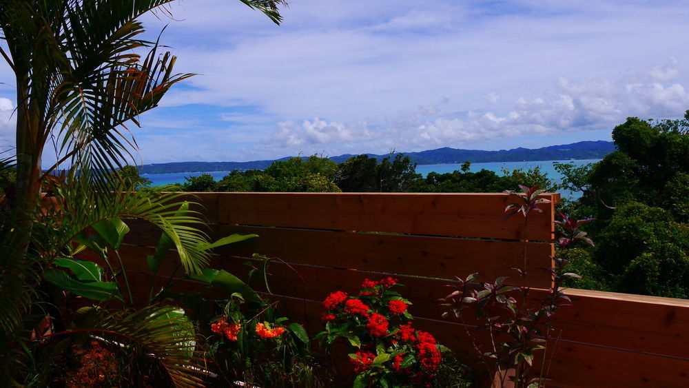 Ocean Hills Kouri Hotel Nakijin Buitenkant foto