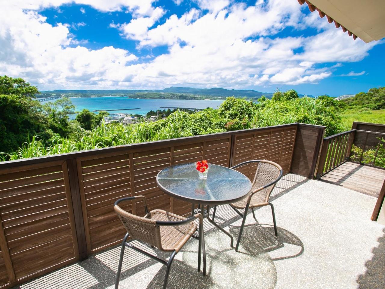 Ocean Hills Kouri Hotel Nakijin Buitenkant foto